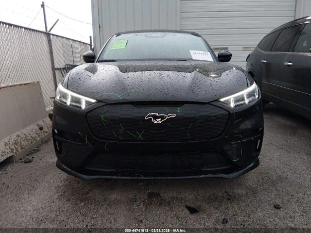 Ford Mustang Mach-E GT | AWD | Камера | Кожен Салон | Digital Cockpit, снимка 11 - Автомобили и джипове - 54629275