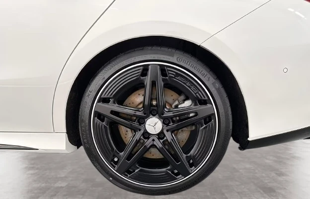 Mercedes-Benz CLA 35 AMG 4Matic = Premium = Гаранция, снимка 4 - Автомобили и джипове - 55172421