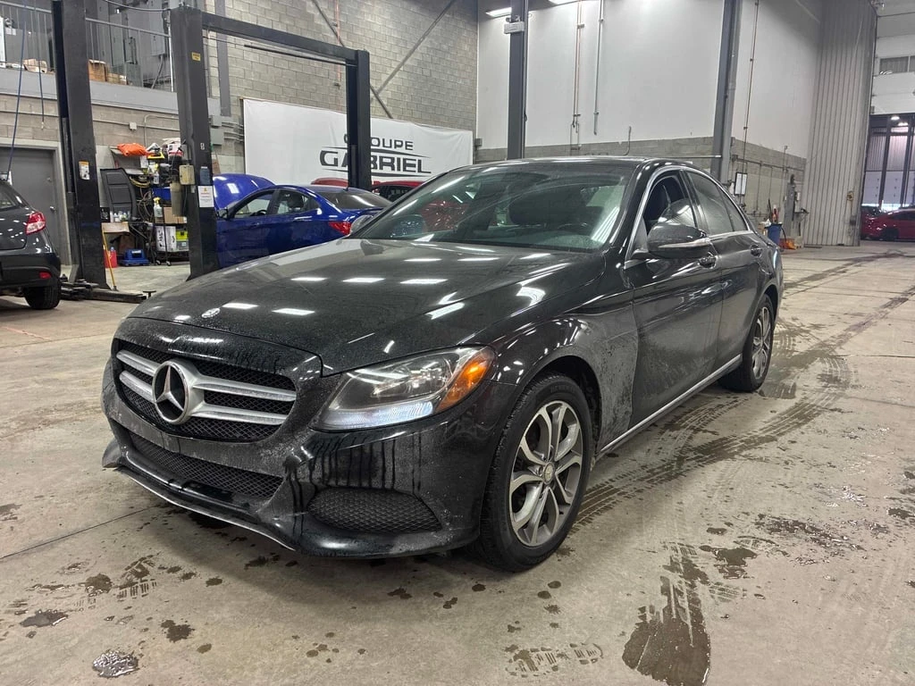 Mercedes-Benz C 300 2015 4MATIC * ПРЕДСТАВИТЕЛСТВО НА TOYOTA * , снимка 1