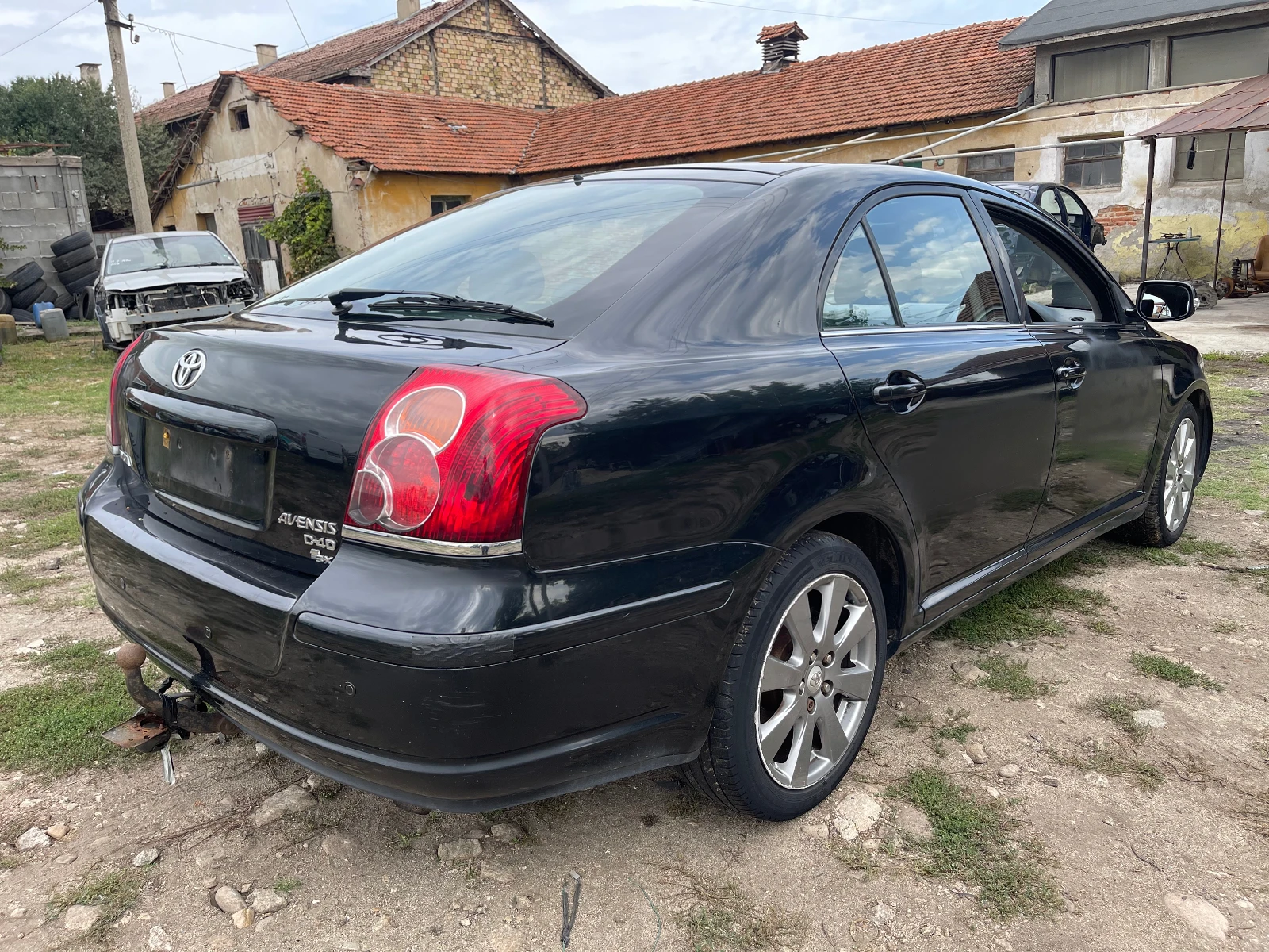 Toyota Avensis Toyota Avensis 2.2 D-4d 150к.с НА ЧАСТИ - изображение 4