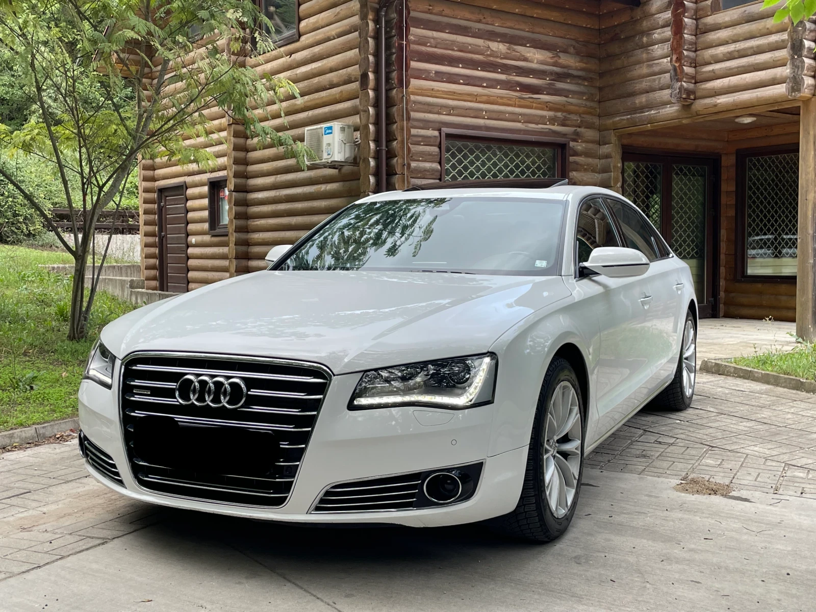 Audi A8 Long 4.2 Fsi  Обслужена по протокол - [1] 