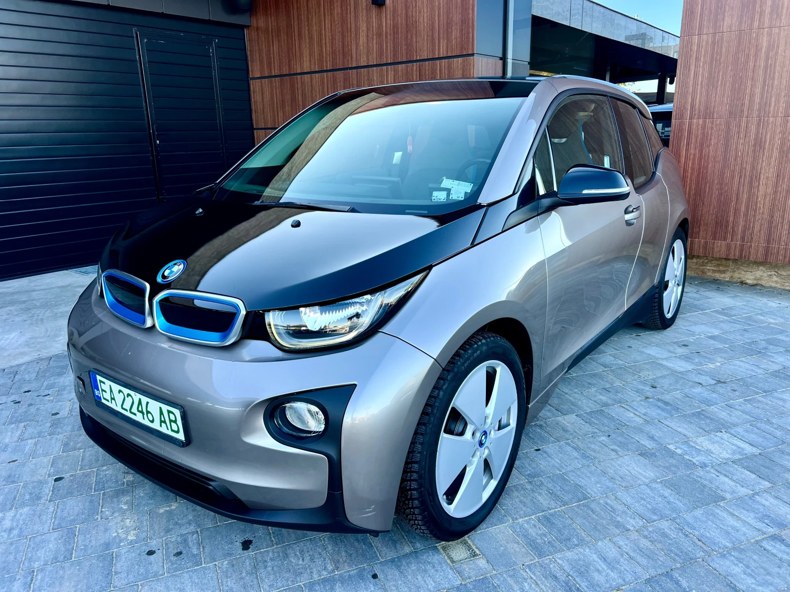 BMW i3 62000км* 60АH - изображение 8