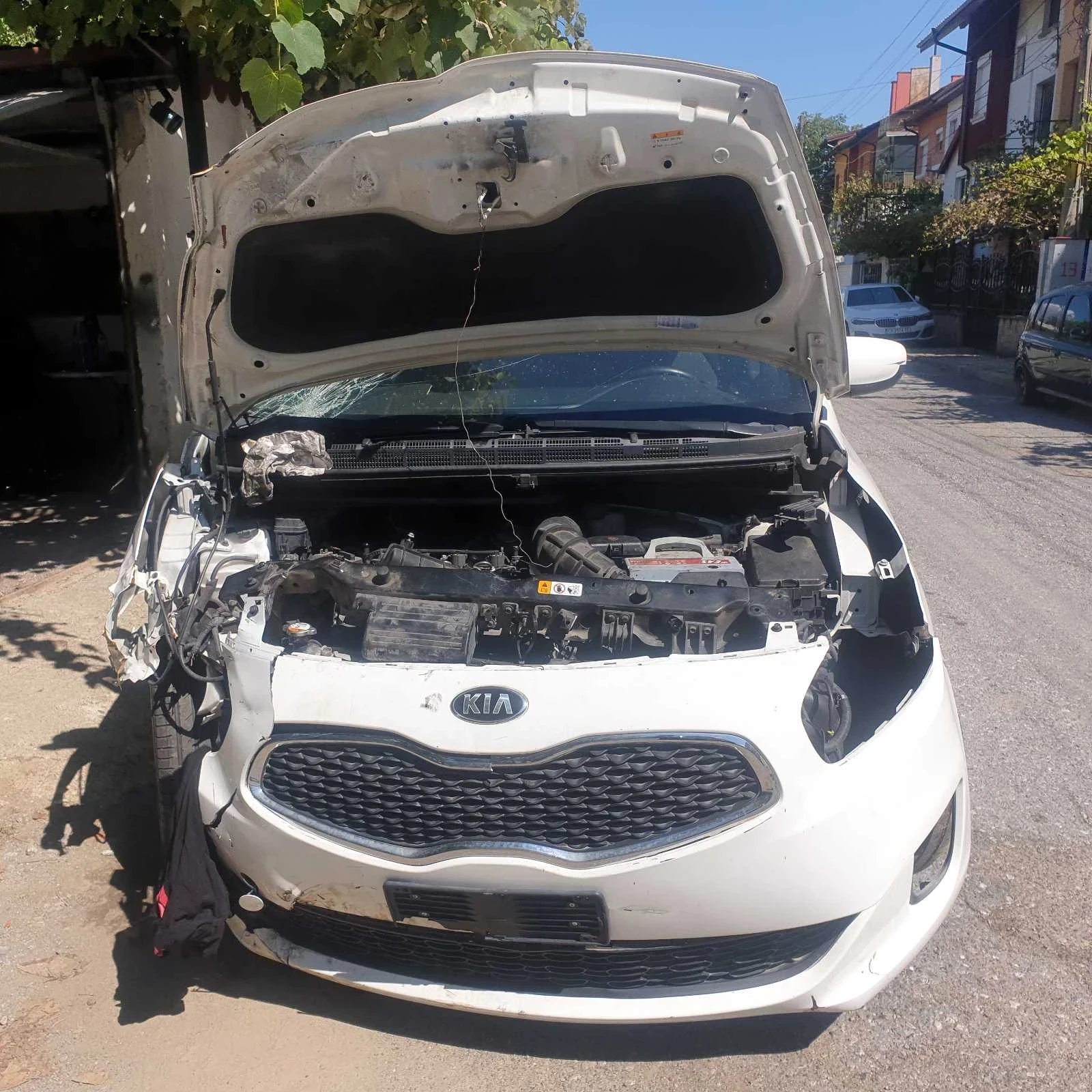 Kia Carens 1.7 - изображение 2