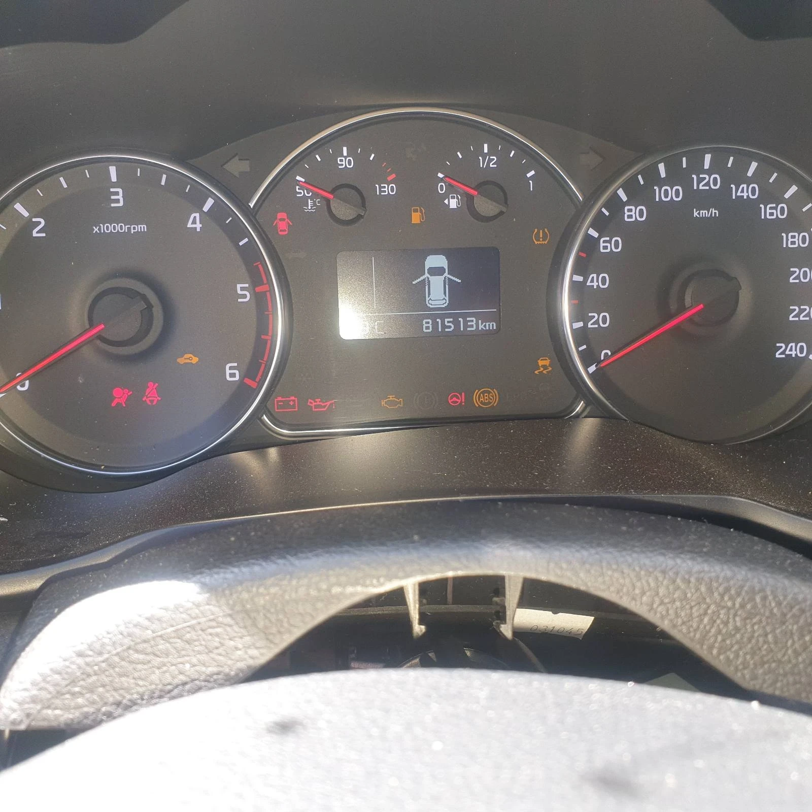 Kia Carens 1.7 - изображение 10