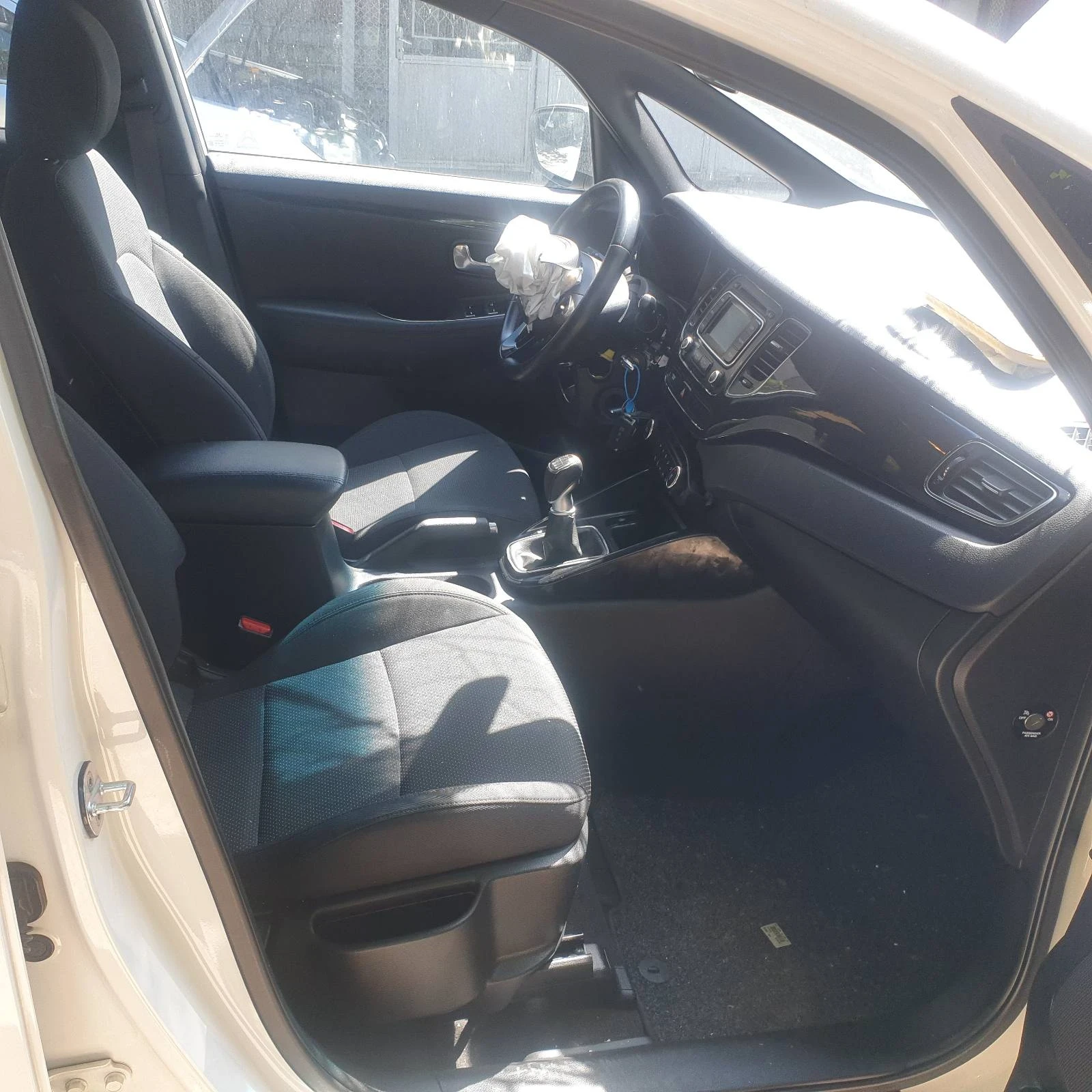 Kia Carens 1.7 - изображение 6