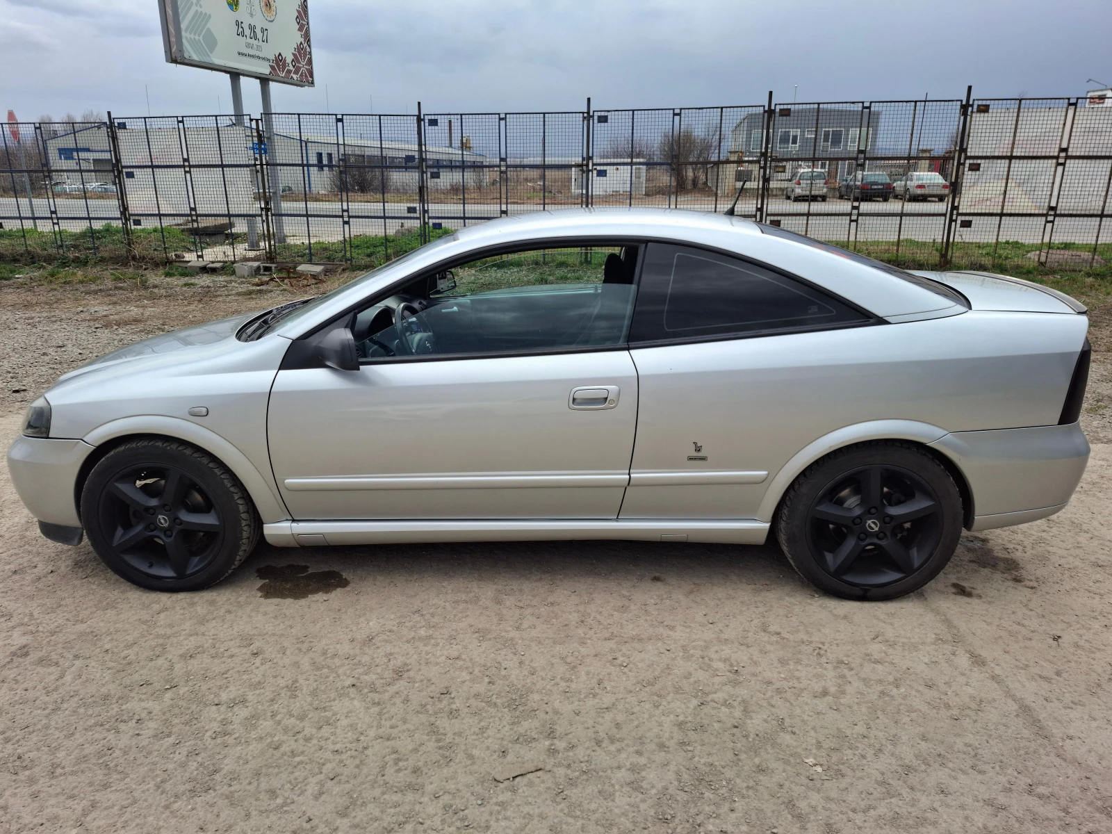 Opel Astra Bertone - изображение 4