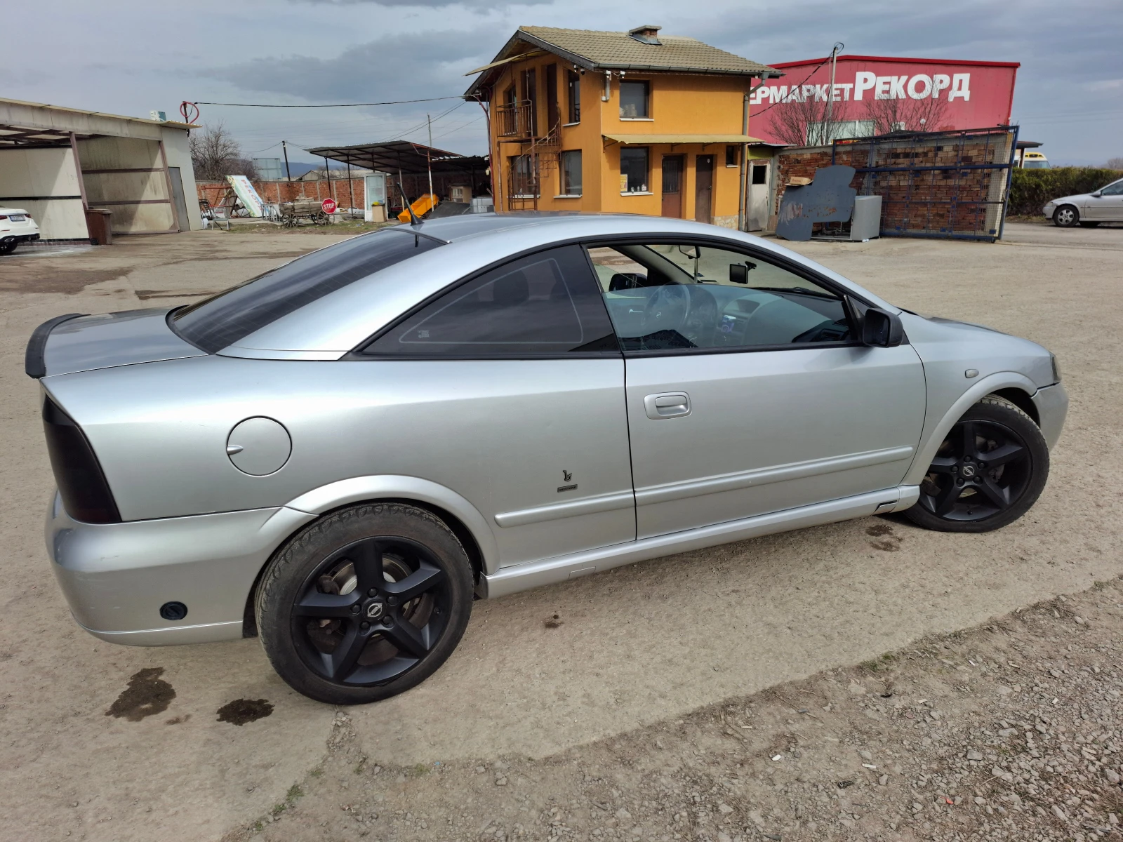 Opel Astra Bertone - изображение 2