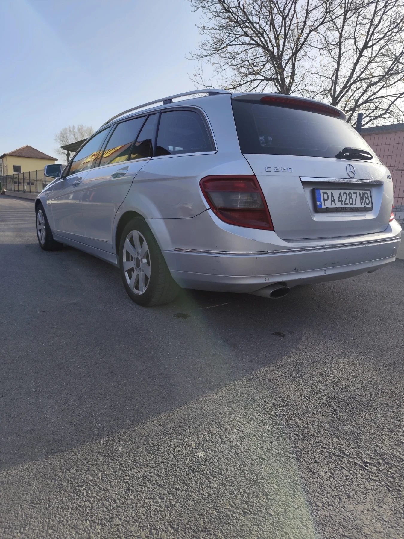 Mercedes-Benz C 220 2.2 - изображение 4