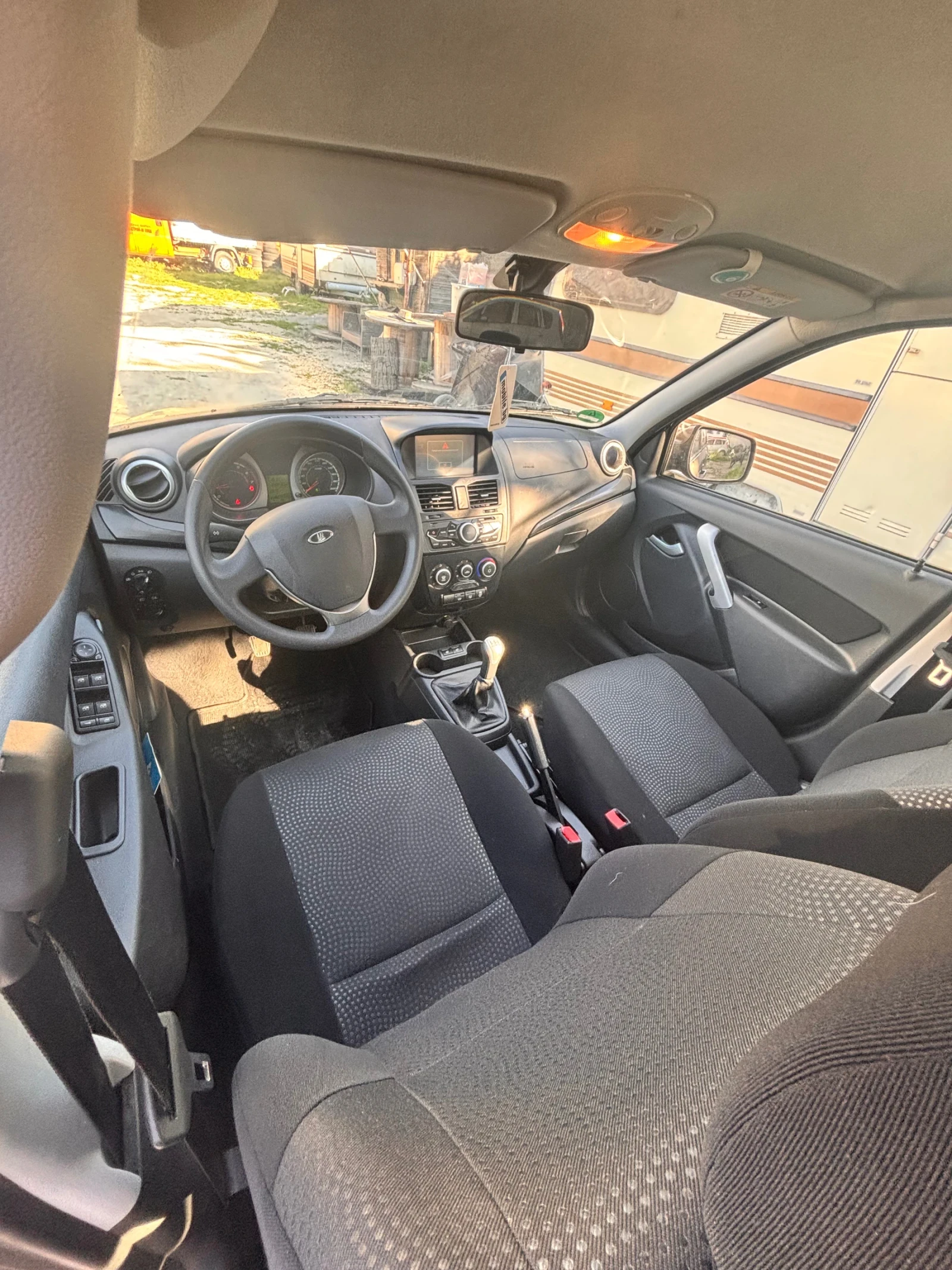 Lada Kalina 1.6I 16V 98к.с КЛИМА - изображение 5
