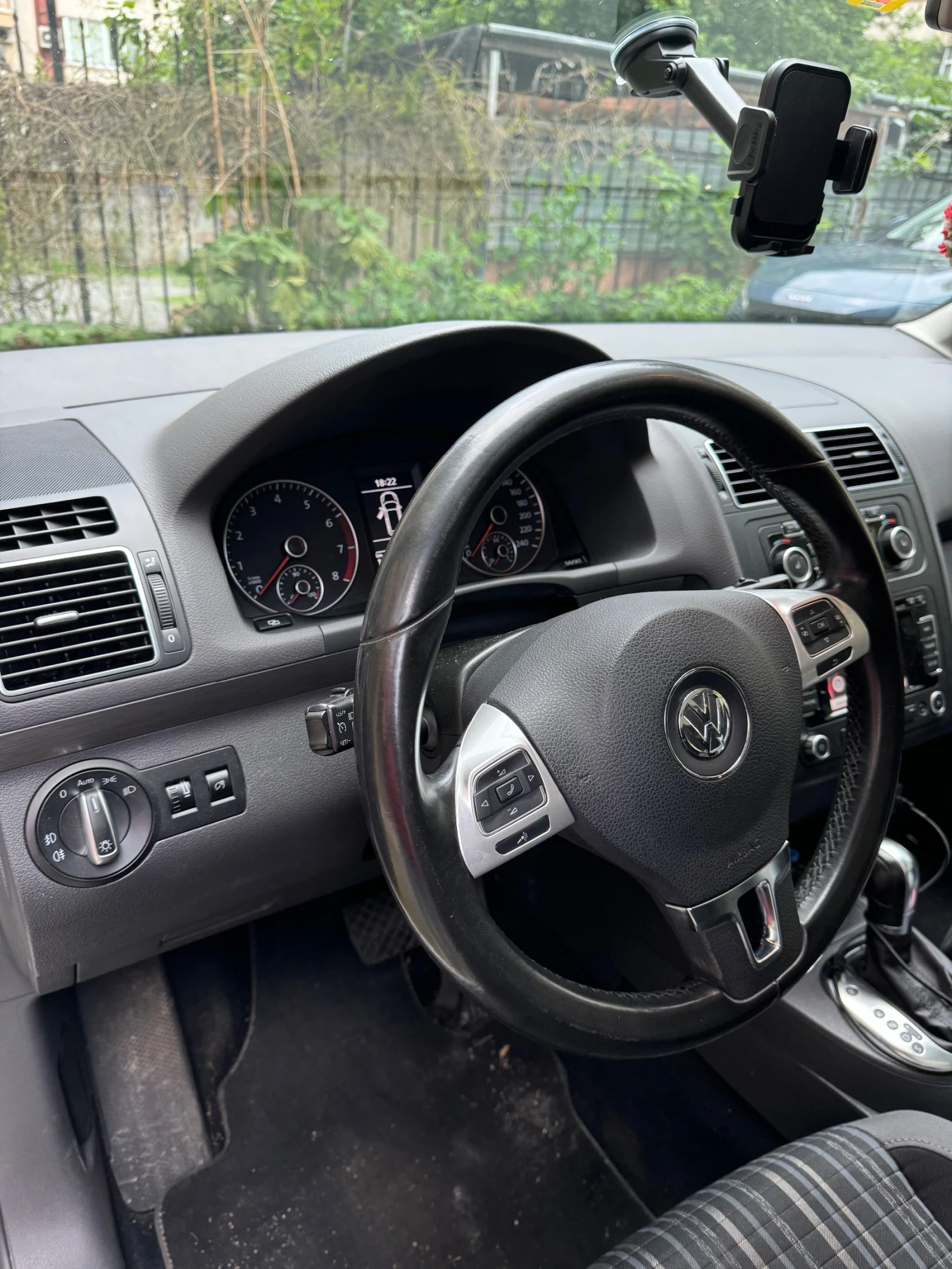 VW Touran Cross DSG - изображение 9
