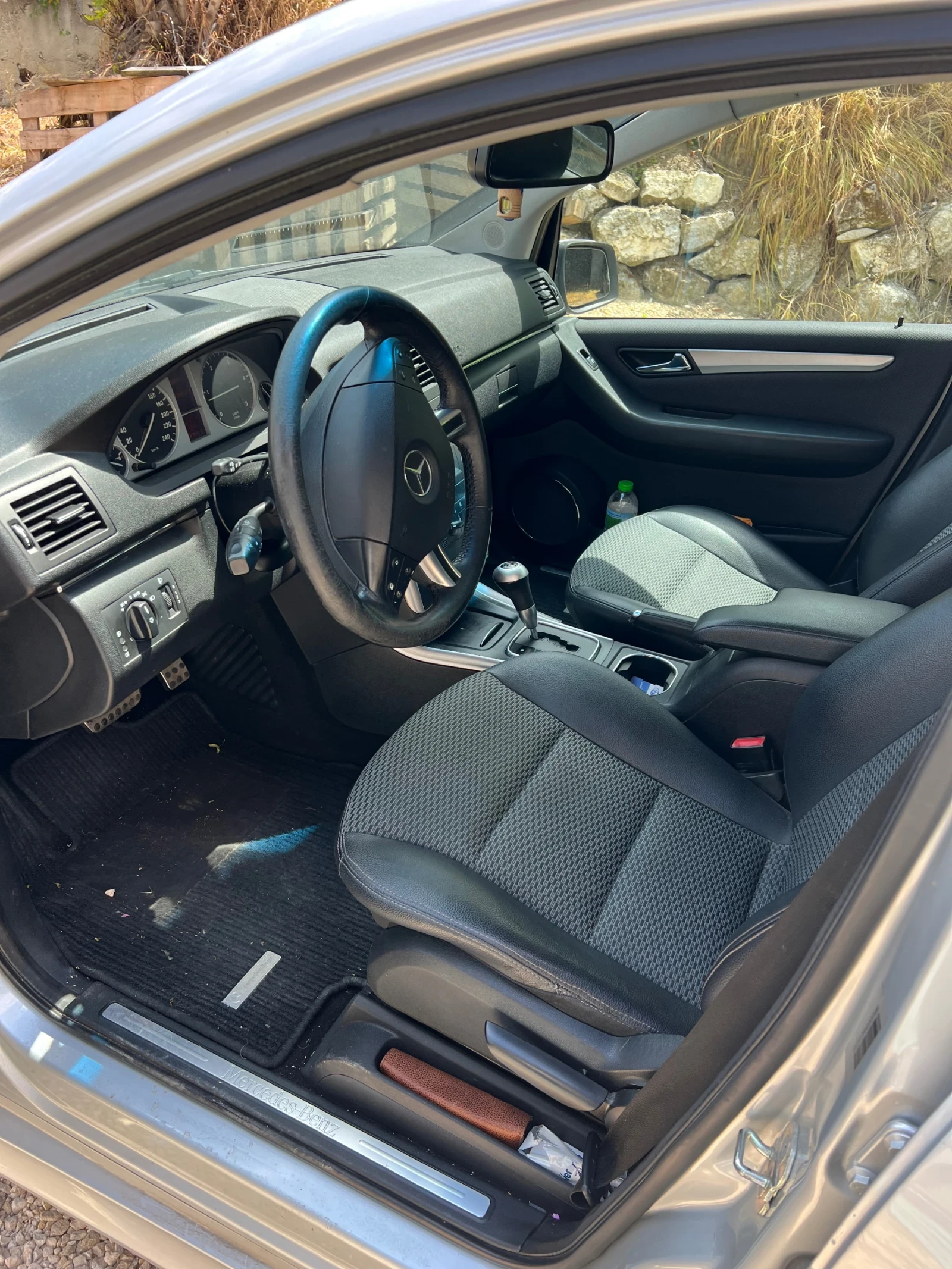 Mercedes-Benz B 180 Фаселифт, хромпакет, автомат - изображение 6