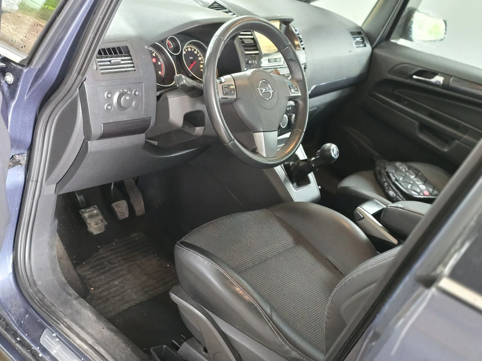 Opel Zafira Opel Zafira 1.9CDTI 120ps Cosmo | Mobile.bg — изображение 6