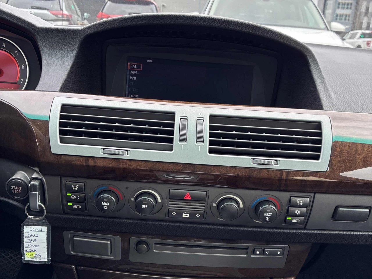 BMW 745 CARFAX* АВТОФИНАНСИРАНЕ* БЕЗ ПЪРВОНАЧАЛНА ВНОСКА*  - изображение 8