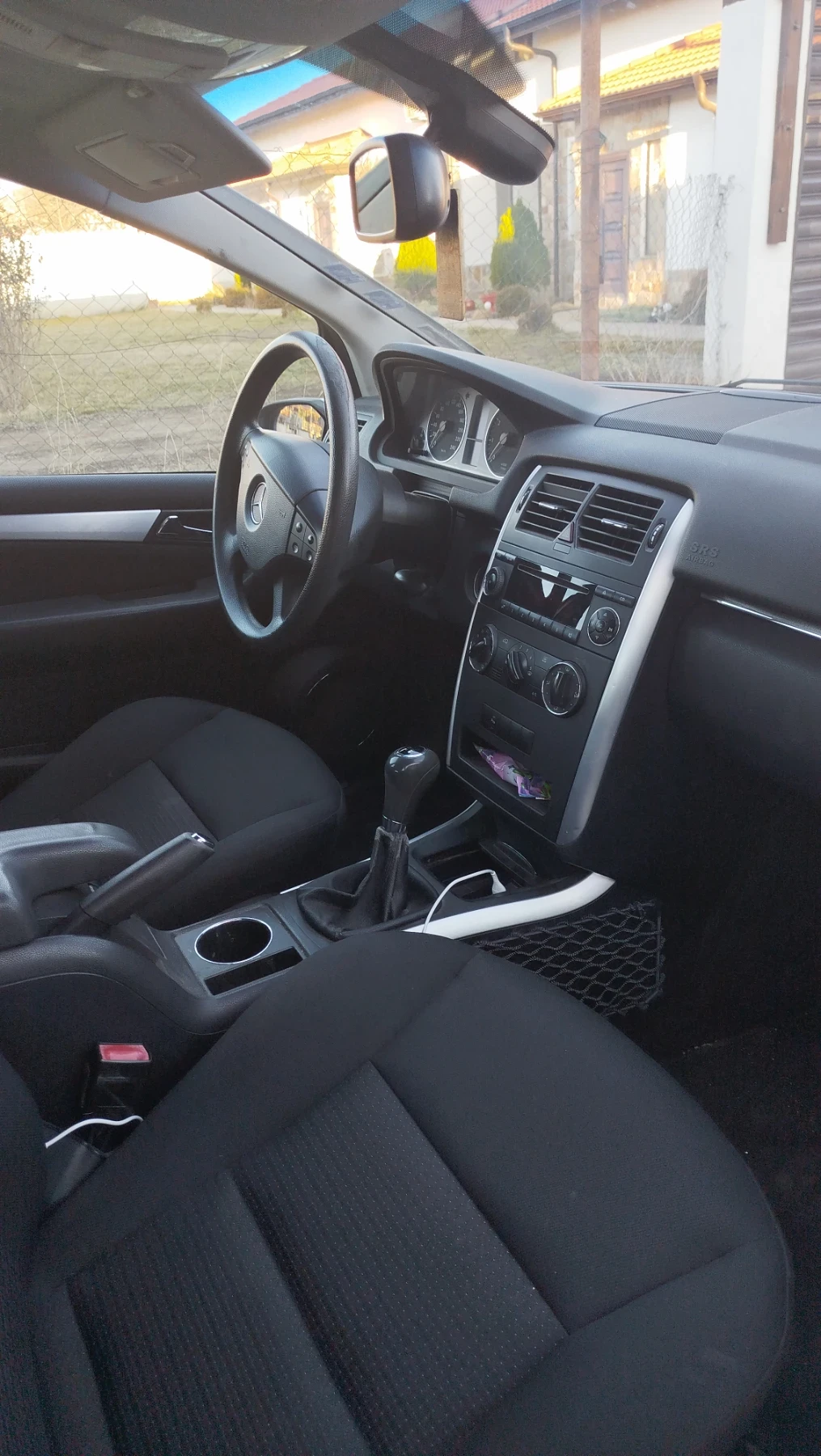 Mercedes-Benz B 170 1.7 бензин /газ - изображение 4