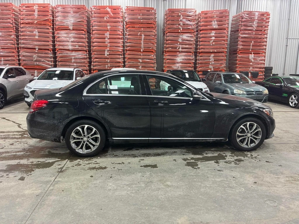 Mercedes-Benz C 300 2015 4MATIC * ПРЕДСТАВИТЕЛСТВО НА TOYOTA *  - изображение 4