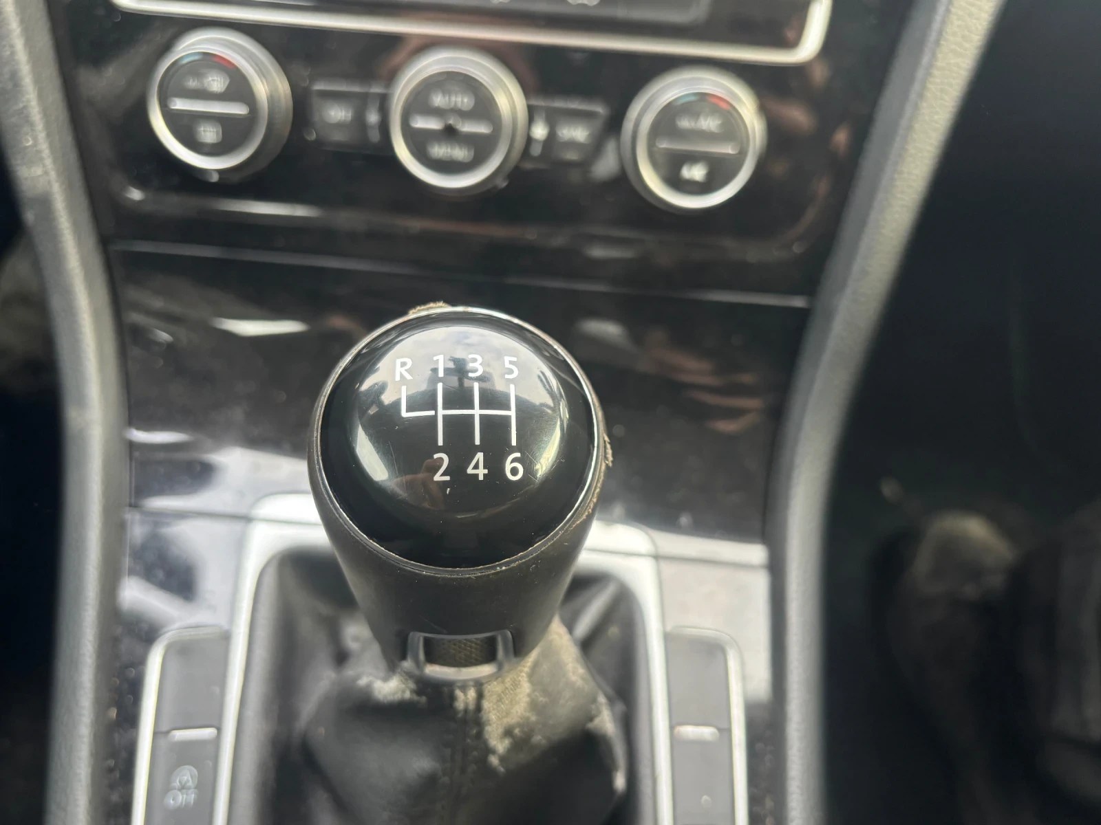 VW Golf 1.4 TGI ����� | Mobile.bg � ����������� 12