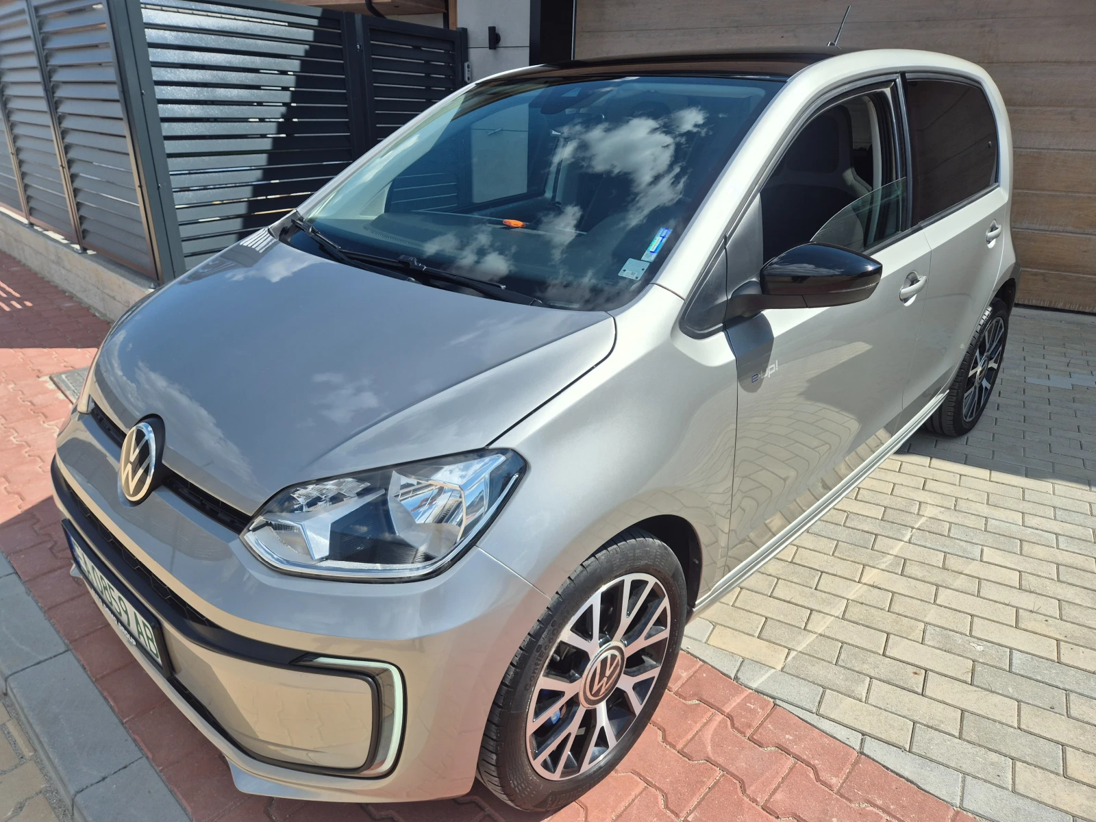 VW Up Up