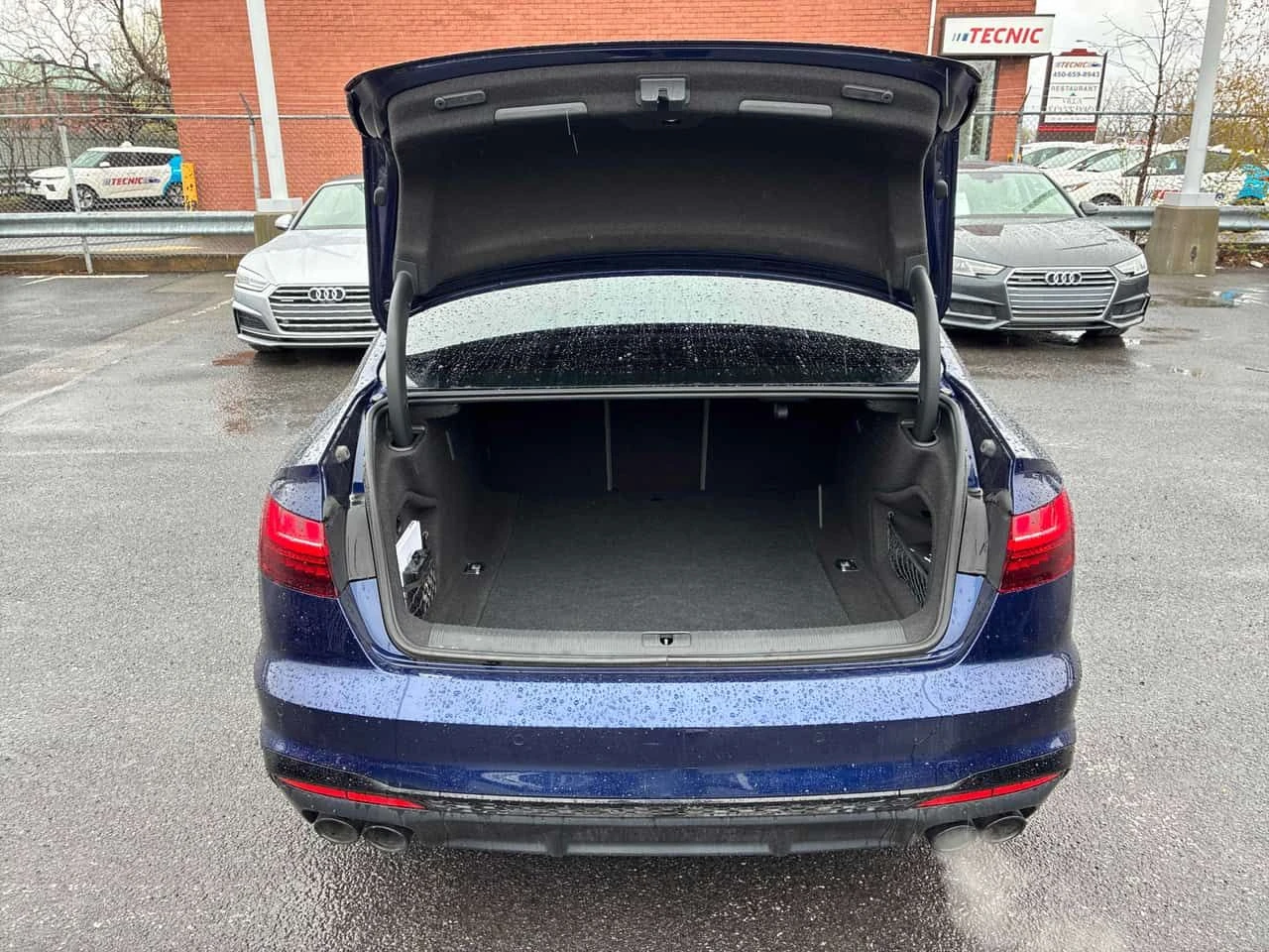 Audi S4 Technik/360/DIS/MATRIX/B&O/МАСАЖИ , снимка 14 - Автомобили и джипове - 54465801