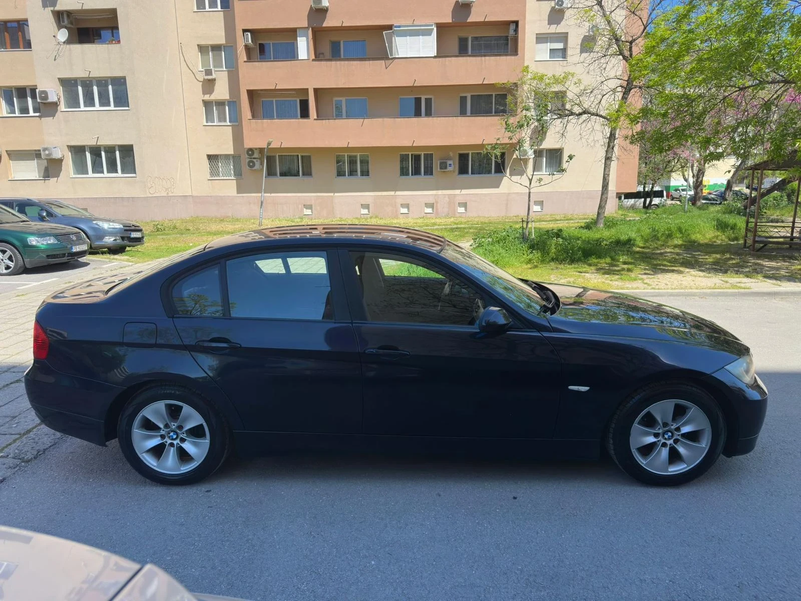 BMW 318 Автопилот/Подгреви/Климатроник/Парктроник, снимка 5 - Автомобили и джипове - 54572281
