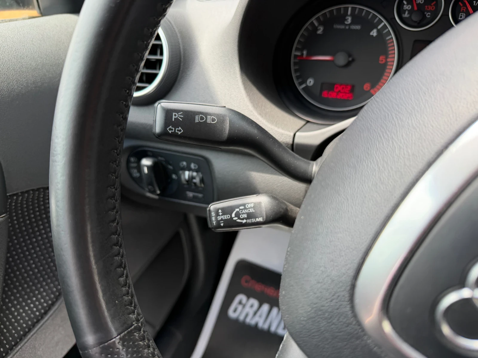 Audi A3 Sportback 2.0TDI Navi, снимка 13 - Автомобили и джипове - 54749574
