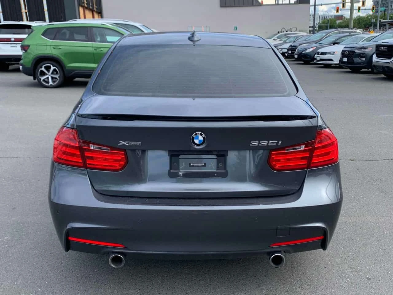 BMW 335 XDRIVE * ГЛАВНО ПРЕДСТАВИТЕЛСТВО НА VOLKSWAGEN* , снимка 5 - Автомобили и джипове - 54875788