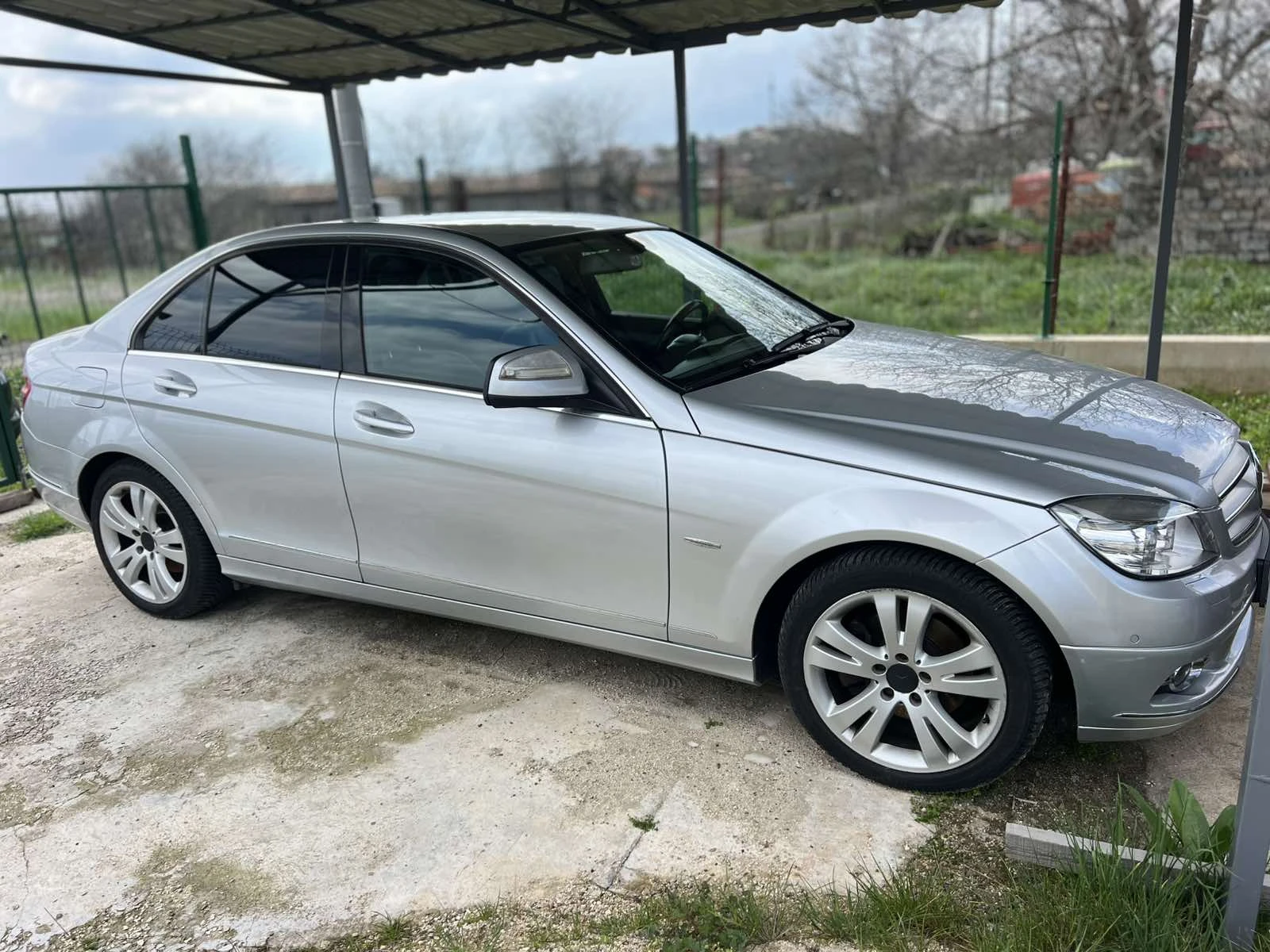 Mercedes-Benz C 200, снимка 2 - Автомобили и джипове - 54882122