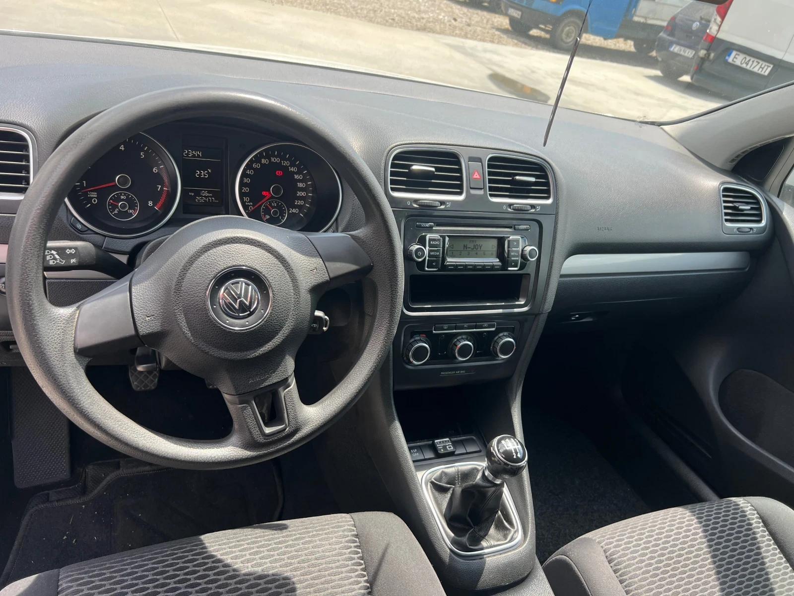 VW Golf, снимка 7 - Автомобили и джипове - 54940905