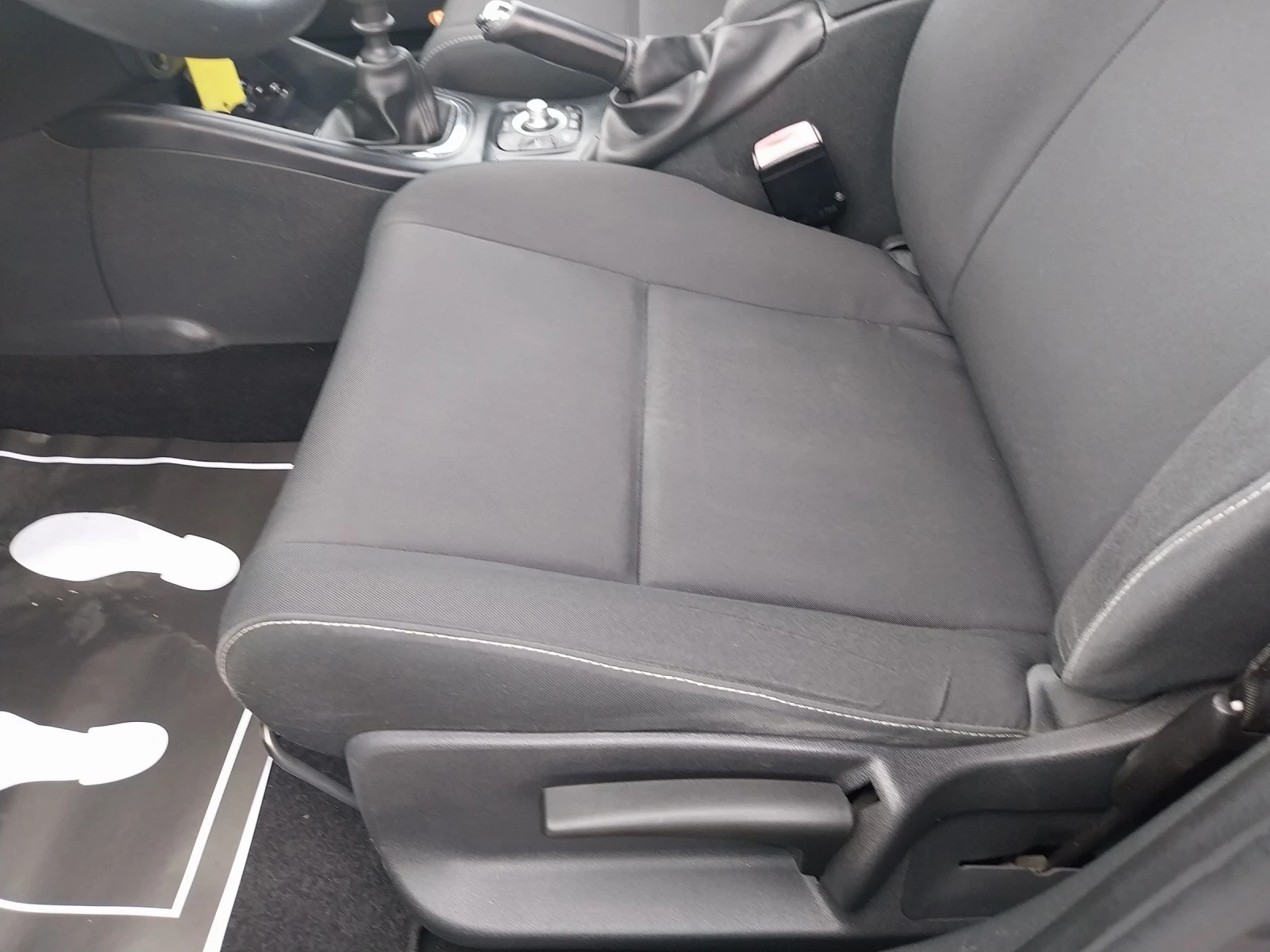 Renault Megane III 1.5 DCI, снимка 11 - Автомобили и джипове - 55356985
