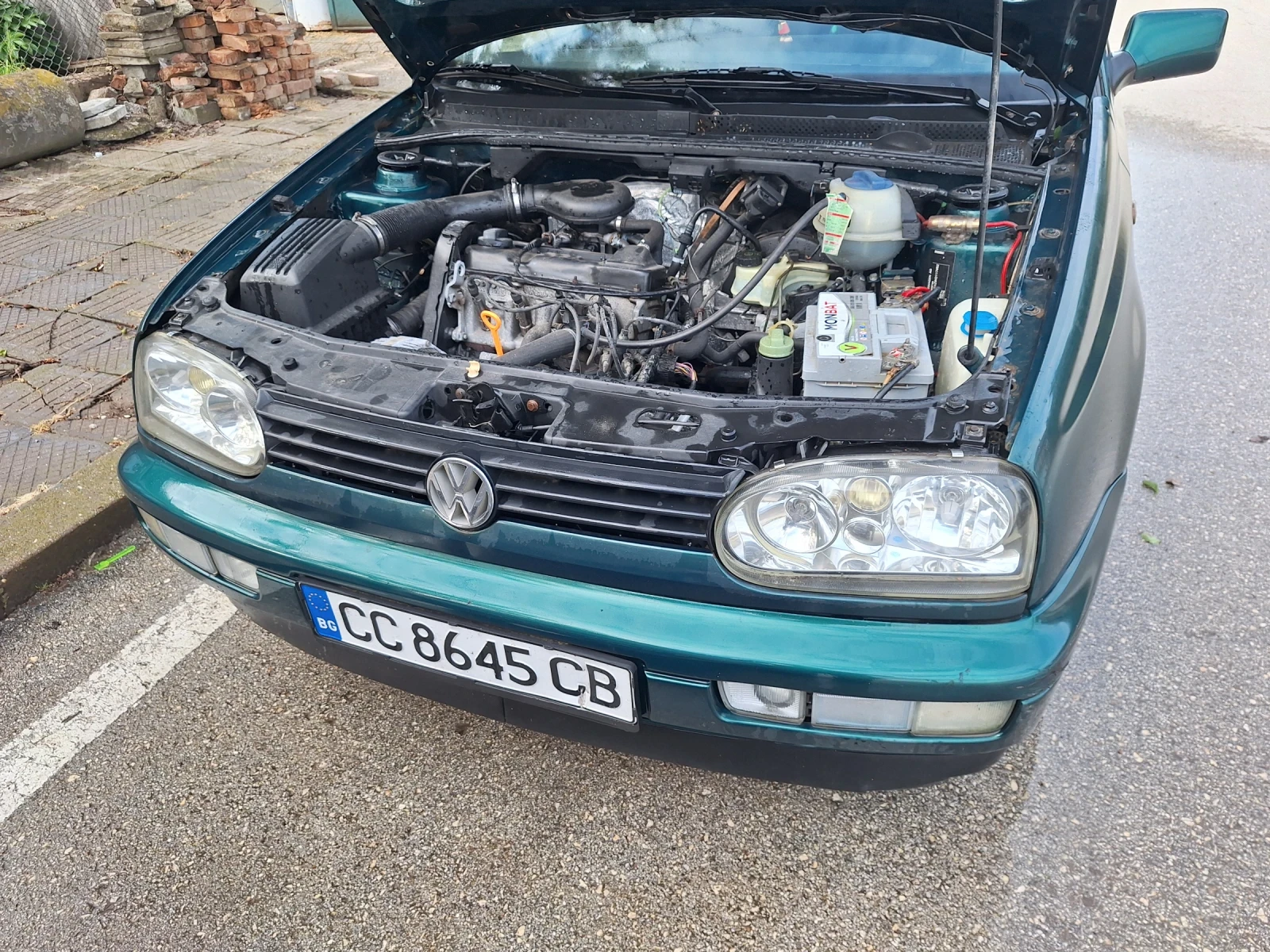 VW Golf, снимка 8 - Автомобили и джипове - 55982300