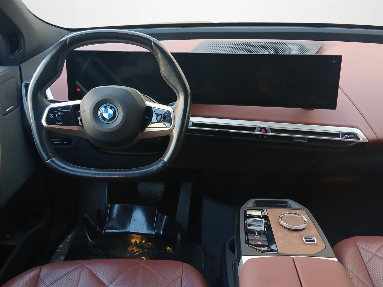 BMW iX xDrive50, снимка 7 - Автомобили и джипове - 56033971