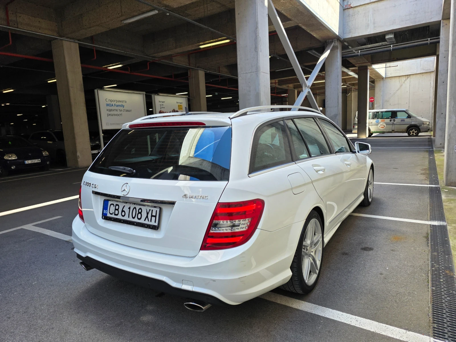 Mercedes-Benz C 350 AMG 4Matic 7G Tronic+ , снимка 5 - Автомобили и джипове - 56180760