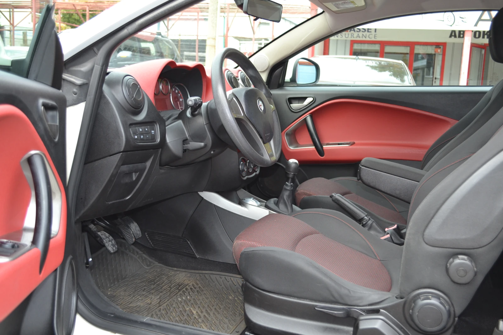 Alfa Romeo MiTo 1.4I, снимка 9 - Автомобили и джипове - 56438428