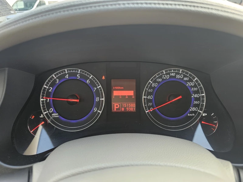 Infiniti Ex37 3.7 бензин 4х4, снимка 8 - Автомобили и джипове - 52107369