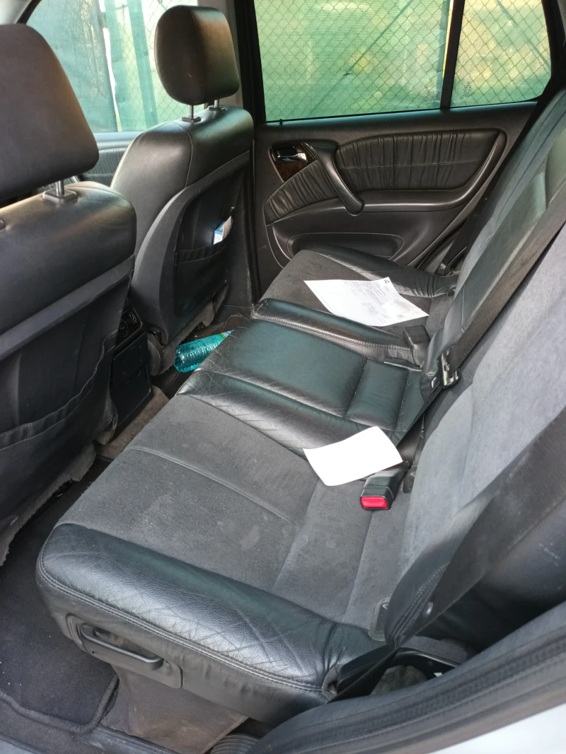 Mercedes-Benz ML 270, снимка 7 - Автомобили и джипове - 52891505