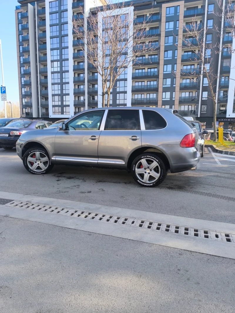 Porsche Cayenne, снимка 2 - Автомобили и джипове - 53155653