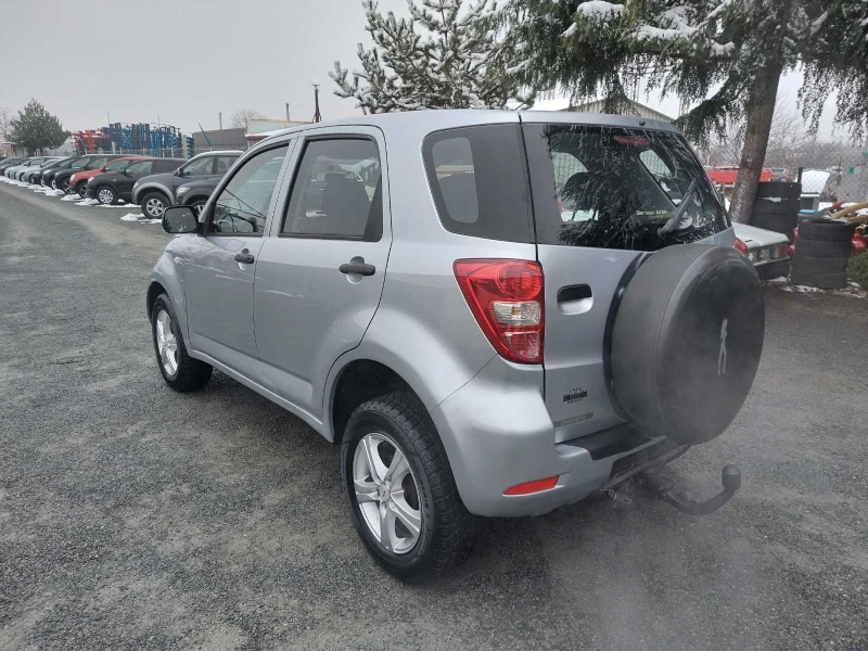 Daihatsu Terios 1.5, 4x4, снимка 6 - Автомобили и джипове - 53353609