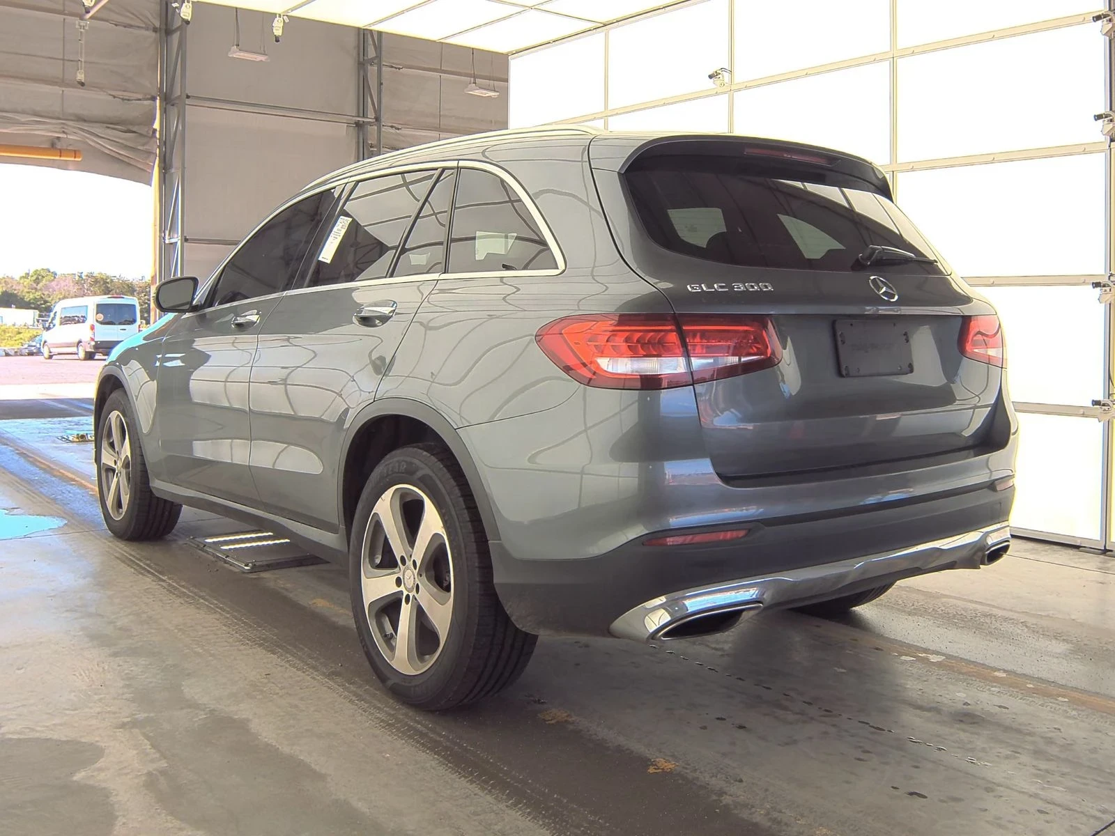 Mercedes-Benz GLC 300  - изображение 6