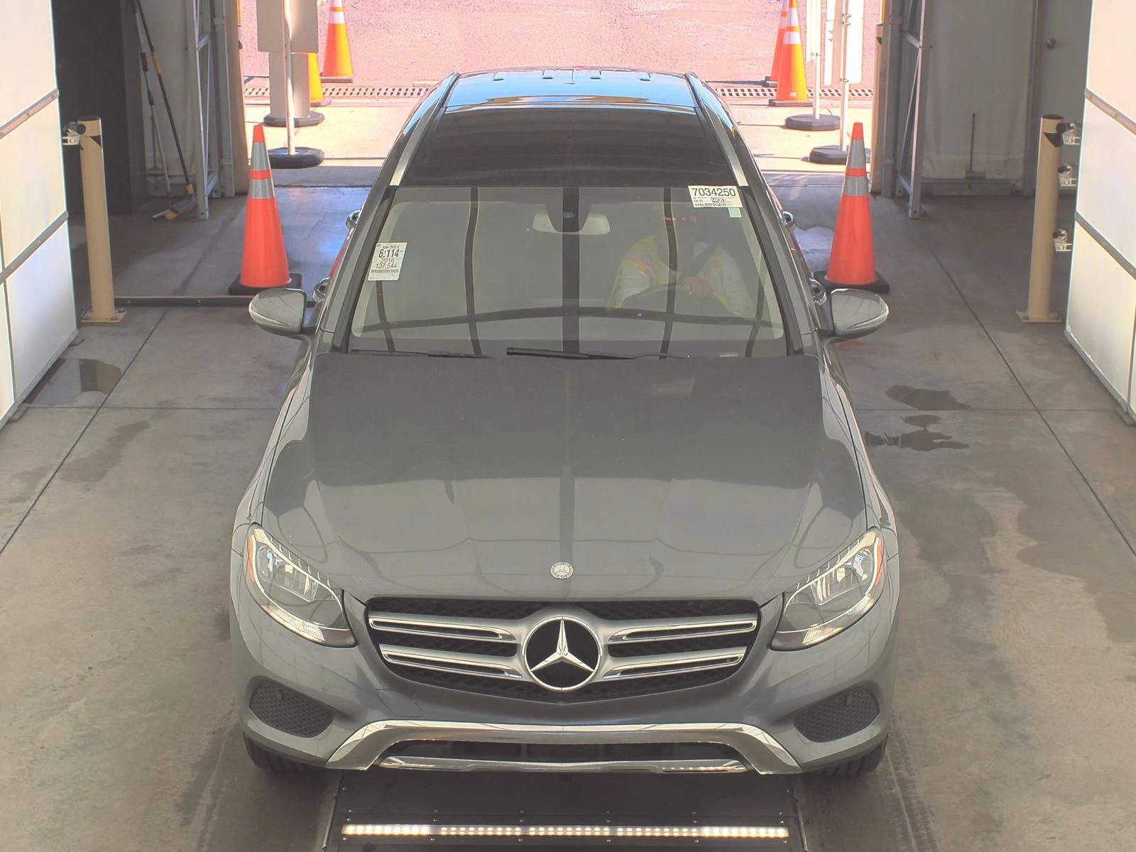 Mercedes-Benz GLC 300  - изображение 3