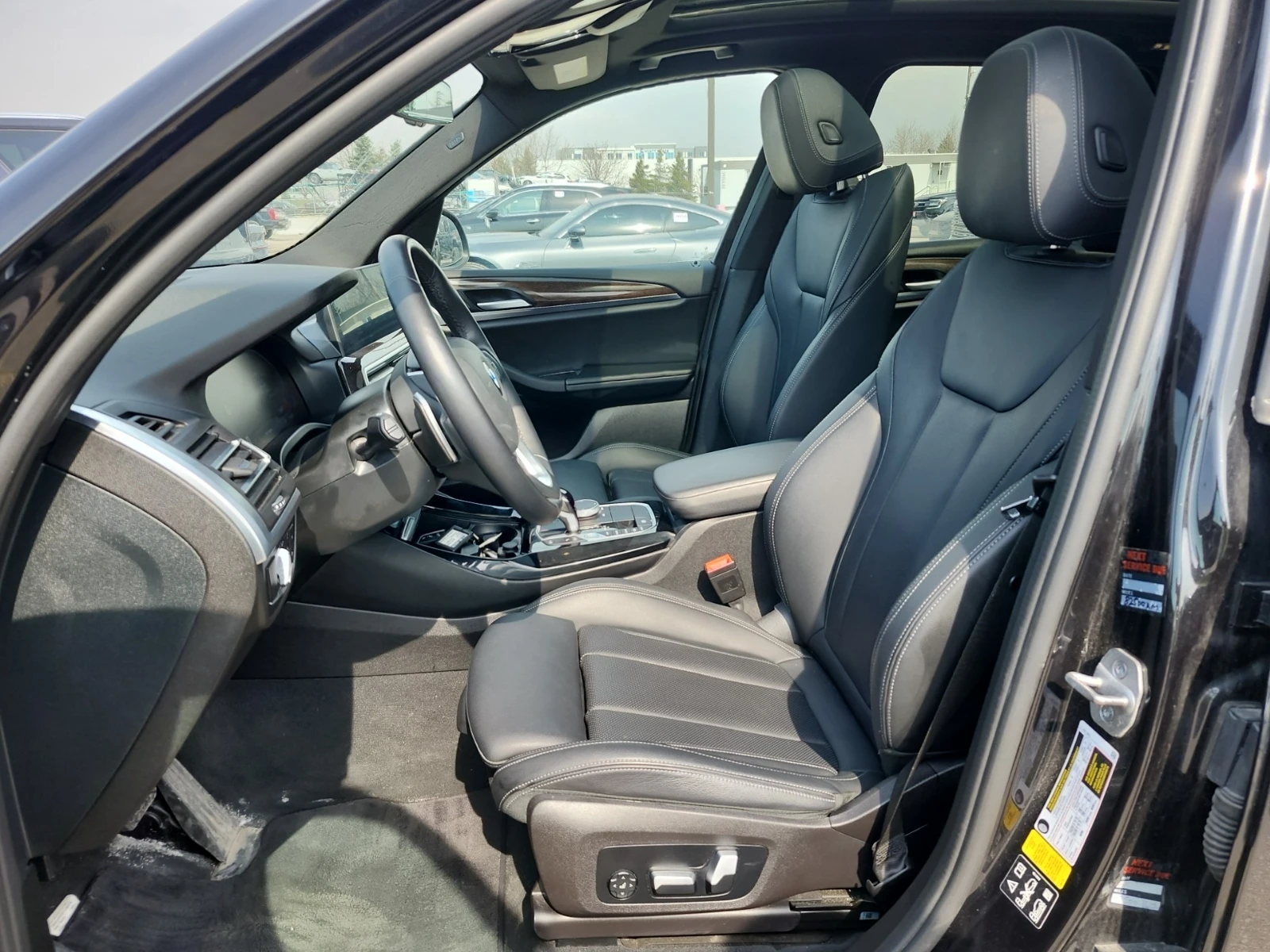 BMW X3 * xDrive30i * CARFAX * ВЪЗМОЖНОСТ ЗА ФИНАНСИРАНЕ - изображение 7
