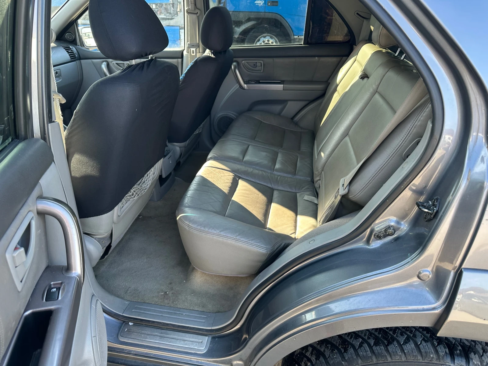 Kia Sorento 2.5d, снимка 11 - Автомобили и джипове - 53836891