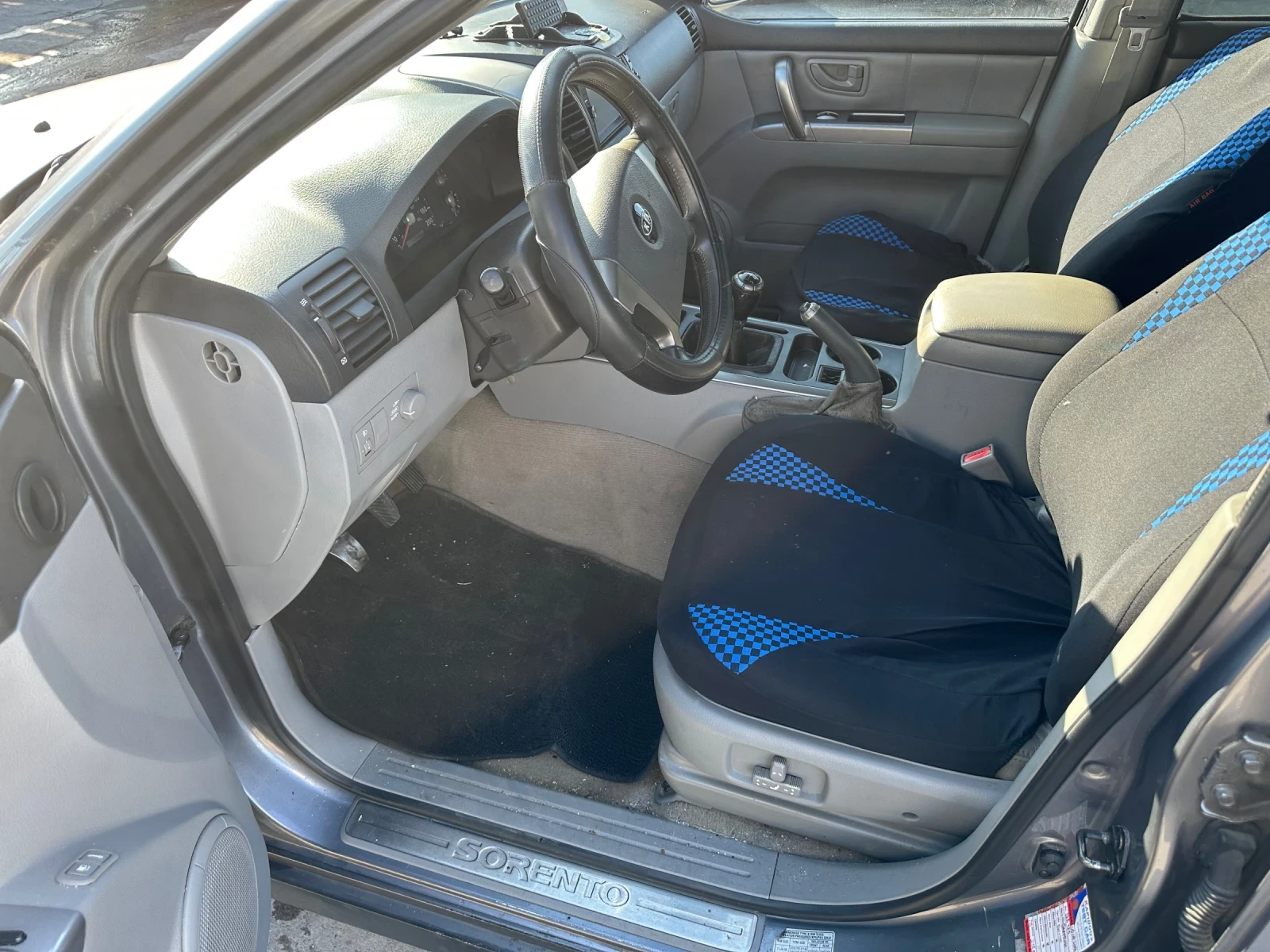 Kia Sorento 2.5d, снимка 7 - Автомобили и джипове - 53836891