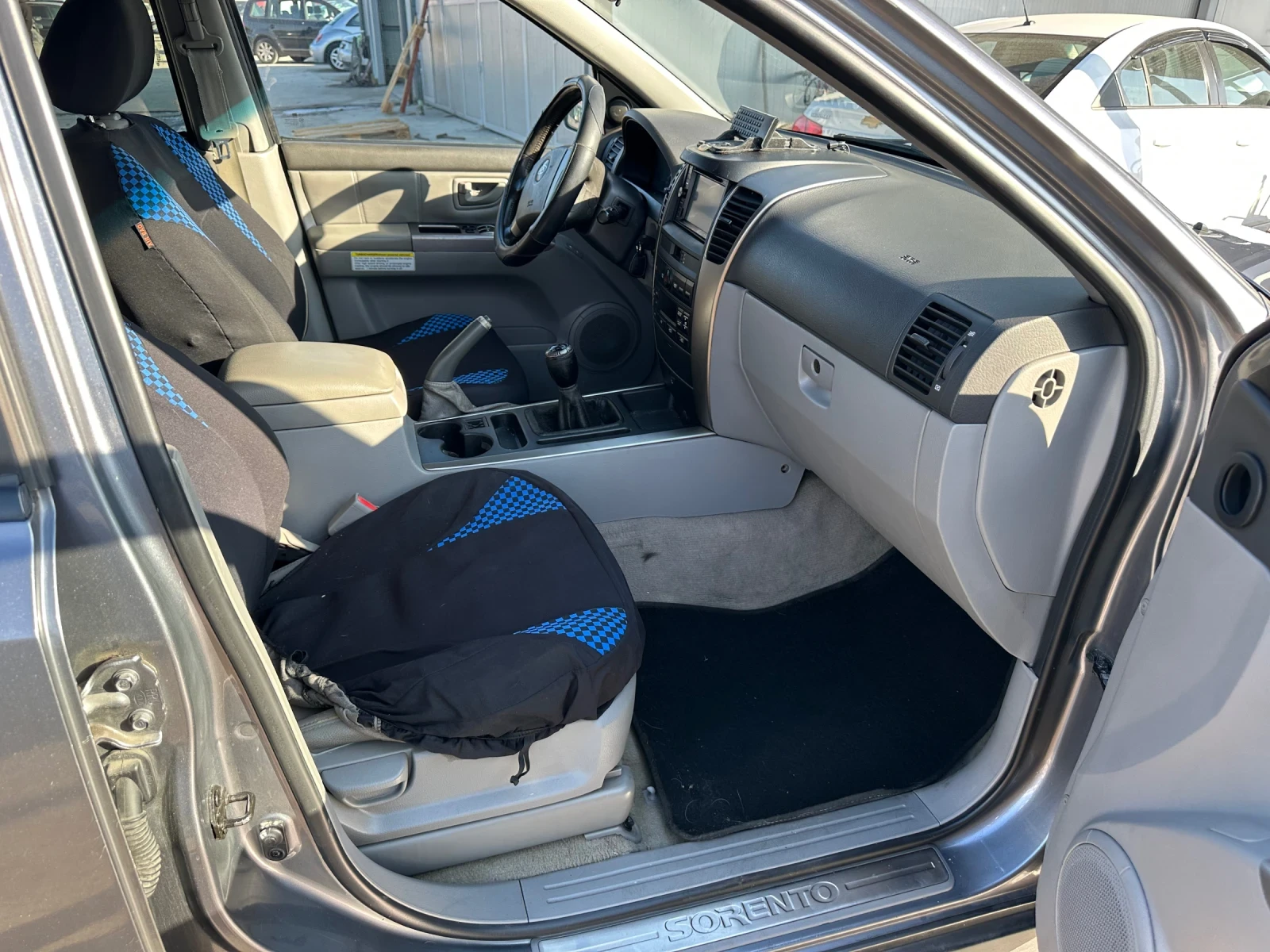 Kia Sorento 2.5d, снимка 8 - Автомобили и джипове - 53836891