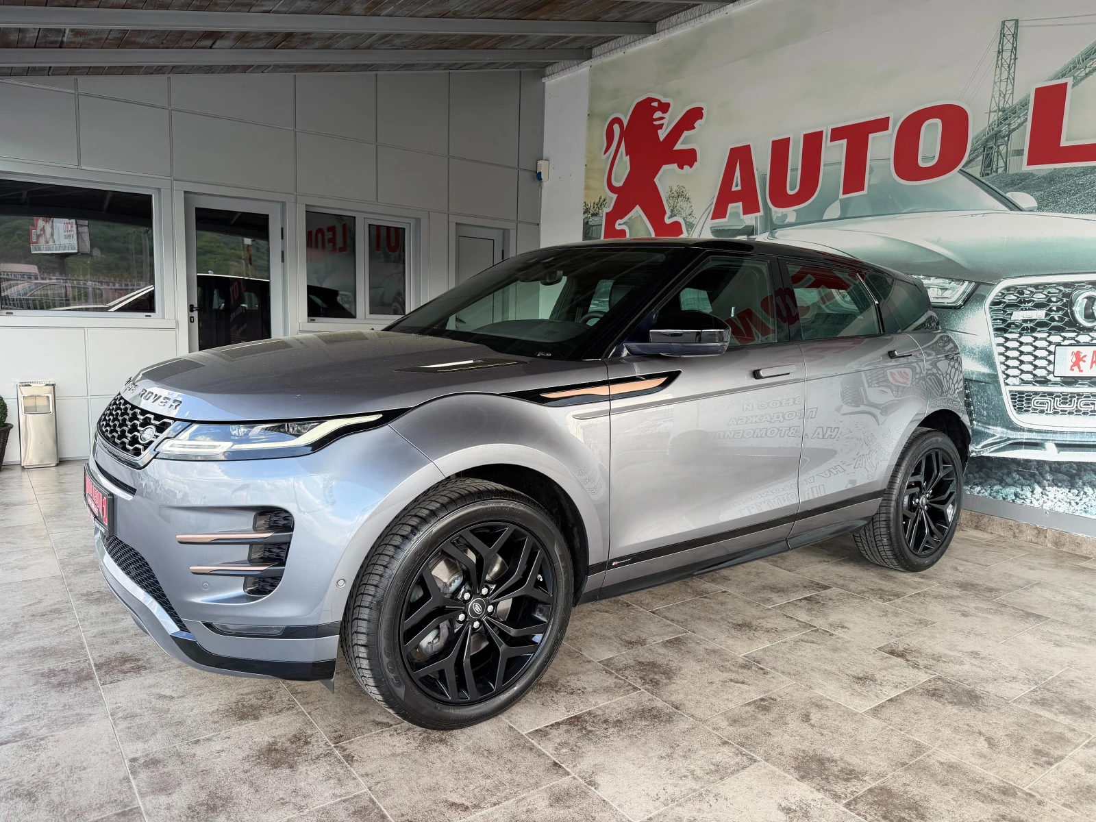 Land Rover Range Rover Evoque 2.0D HYBRIDA R.DYNAMIC 4X4 TOP TOP TOP, снимка 3 - Автомобили и джипове - 54352953