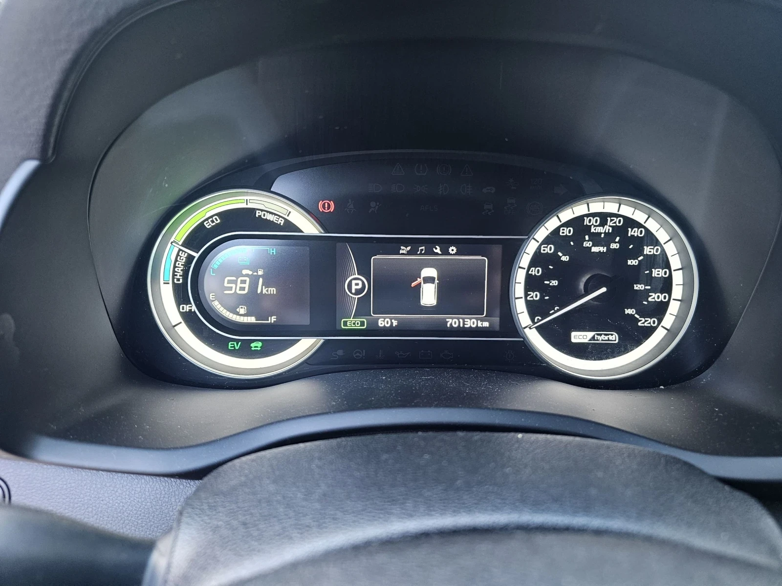 Kia Niro, снимка 9 - Автомобили и джипове - 54904549