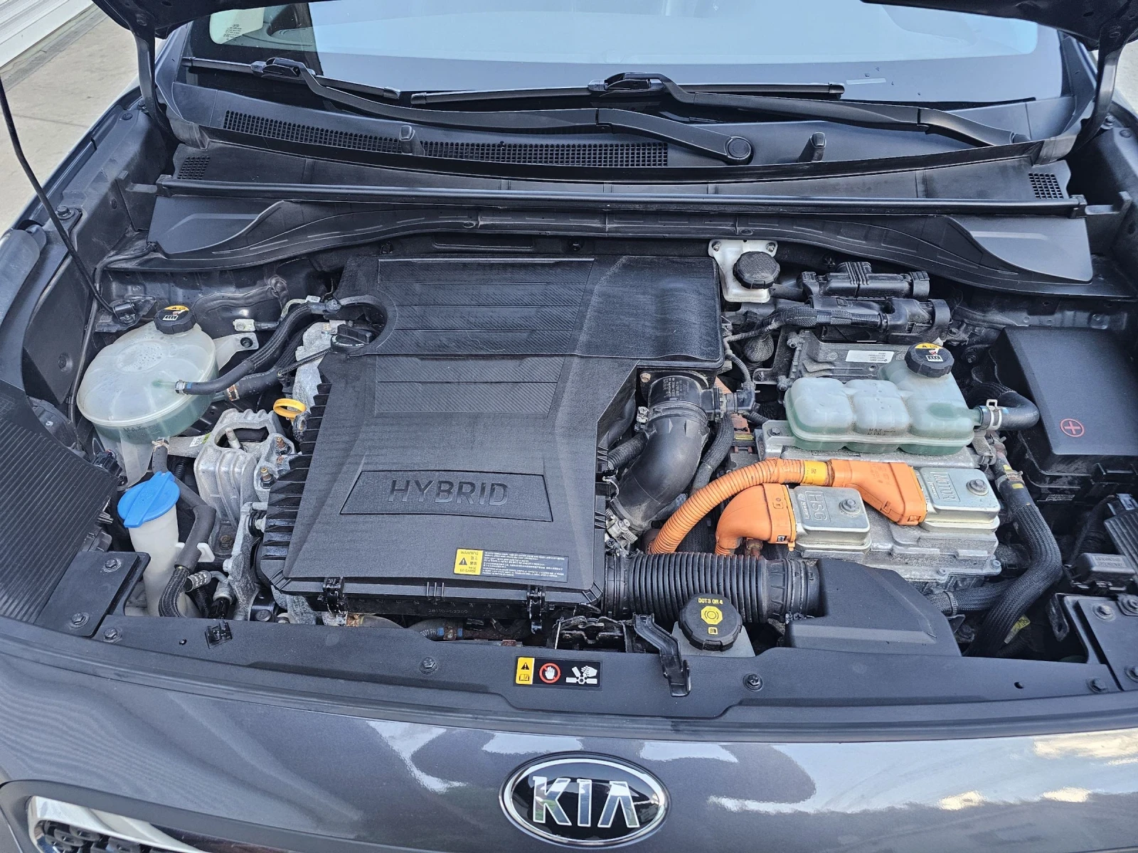 Kia Niro, снимка 12 - Автомобили и джипове - 54904549