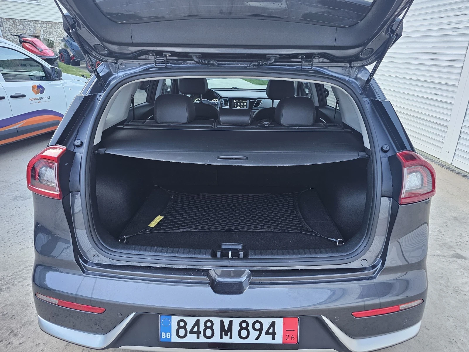 Kia Niro, снимка 15 - Автомобили и джипове - 54904549