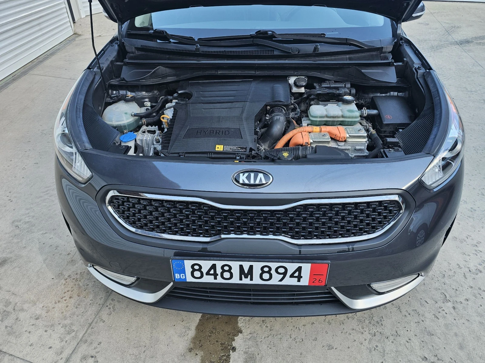 Kia Niro, снимка 11 - Автомобили и джипове - 54904549