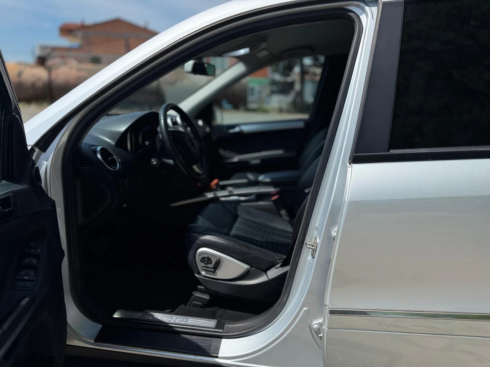 Mercedes-Benz ML 350 M272, снимка 5 - Автомобили и джипове - 55064605