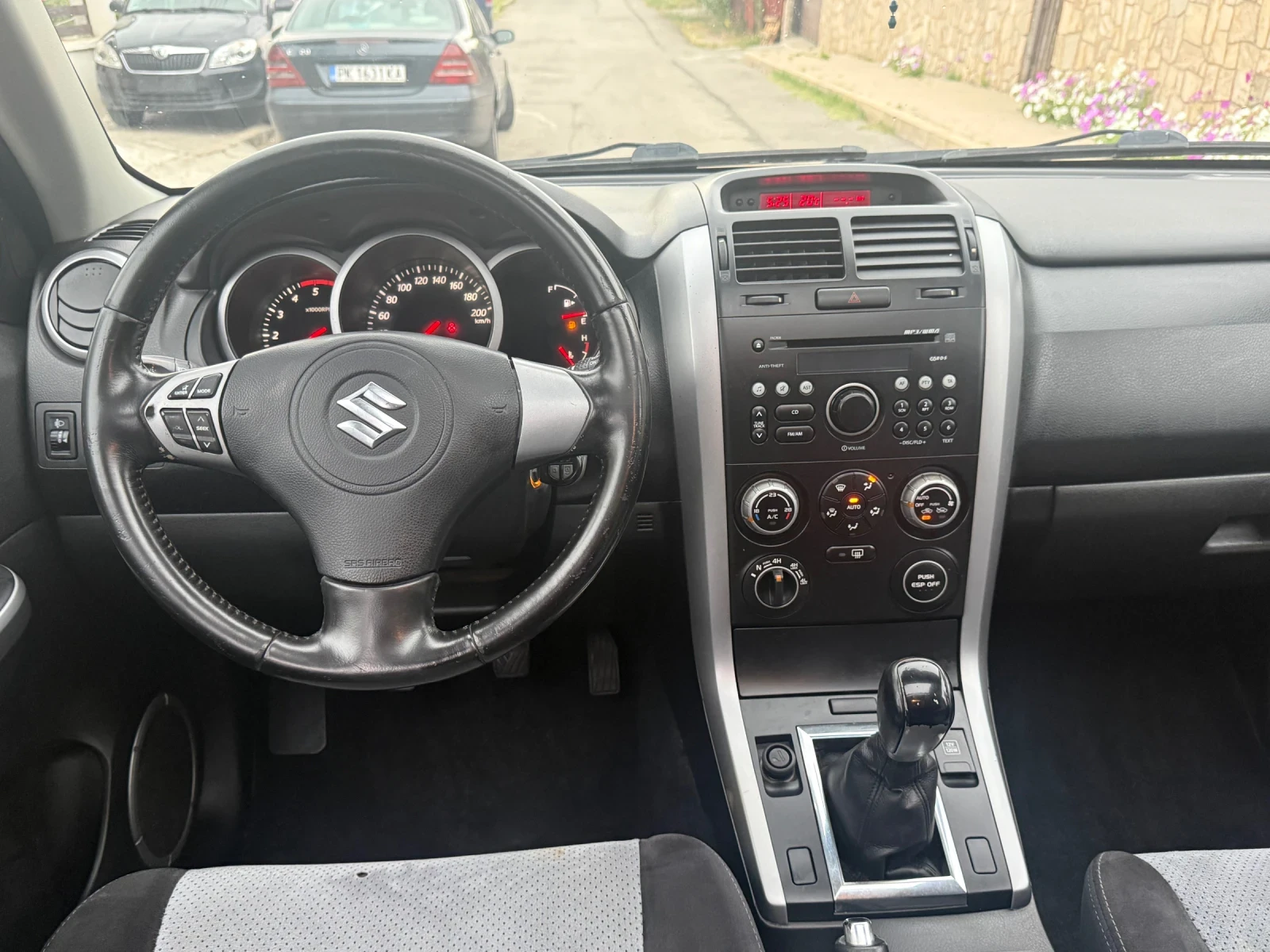 Suzuki Grand vitara 1.9d 129k.c. 4x4, снимка 12 - Автомобили и джипове - 55212648