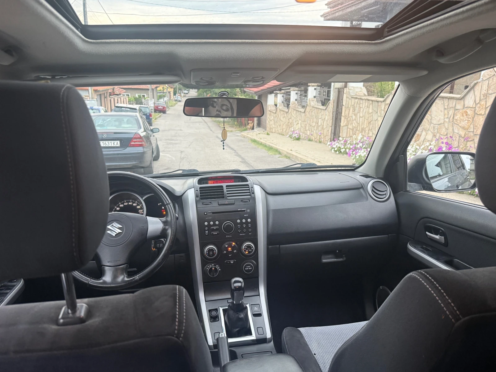 Suzuki Grand vitara 1.9d 129k.c. 4x4, снимка 11 - Автомобили и джипове - 55212648